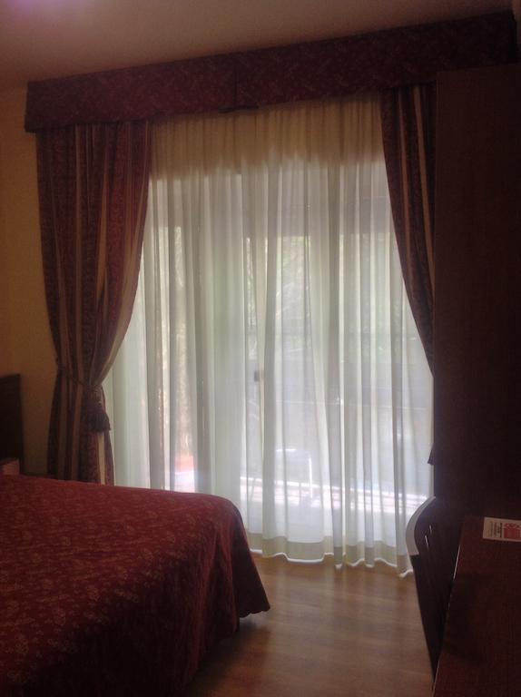 Guglielmo Marconi House Hotel Рим Екстериор снимка